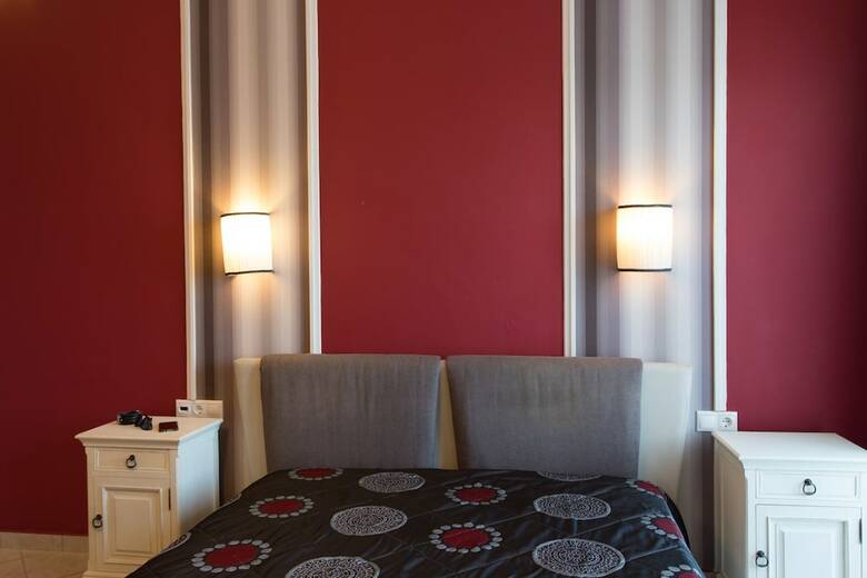 Liana Beach Hotel & Spa