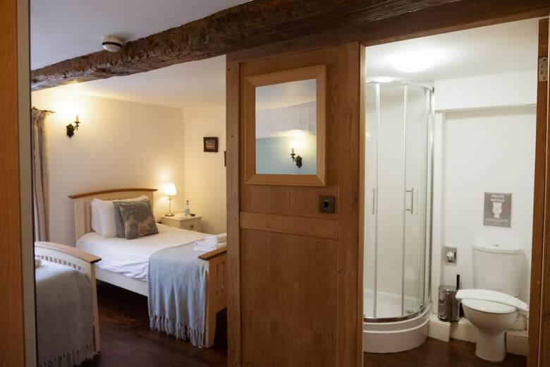 The Kings Arms Hotel