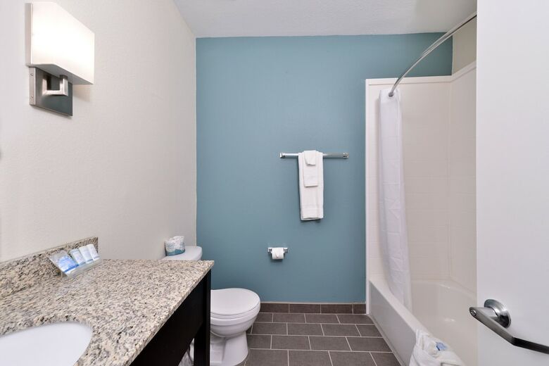 Hotel Sleep Inn & Suites