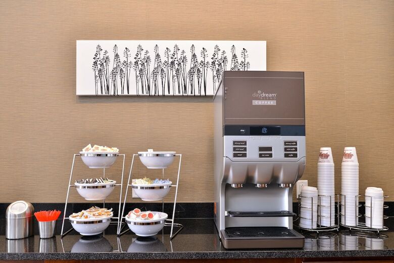 Hotel Sleep Inn & Suites
