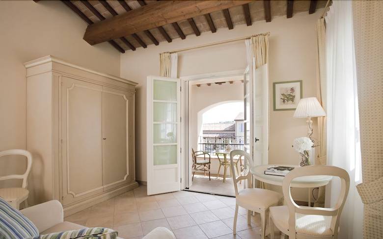 Posada Borgo Cond� Wine Resort