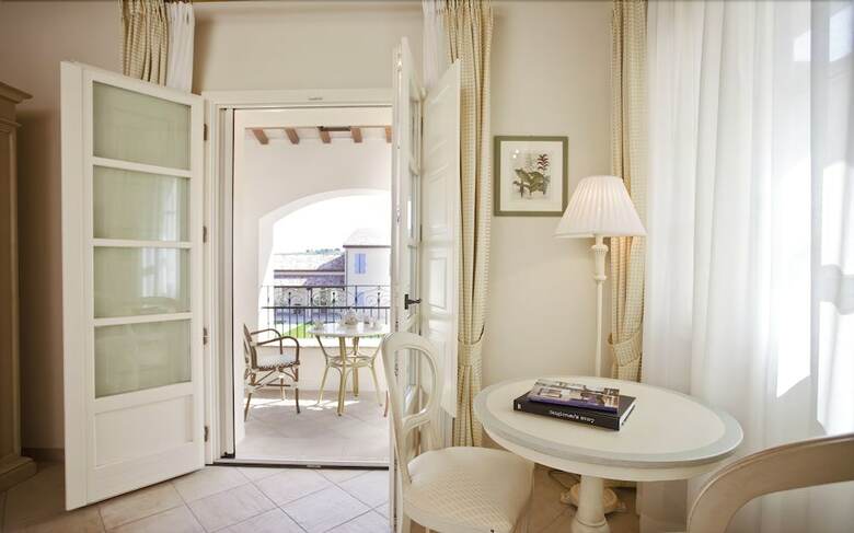 Posada Borgo Cond� Wine Resort