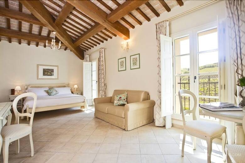 Posada Borgo Cond� Wine Resort