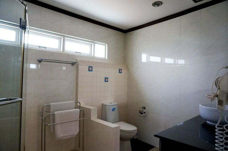 Hotel Hua Hin White Villa
