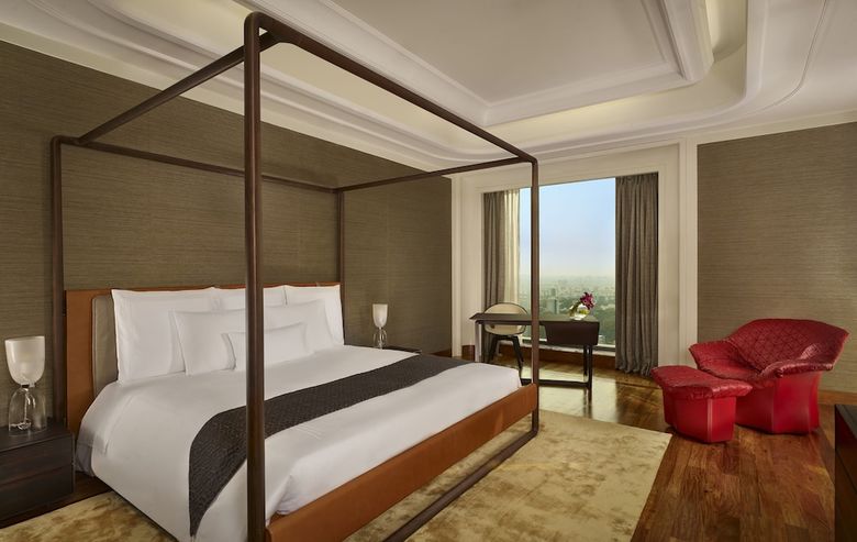 Hotel The Reverie Saigon