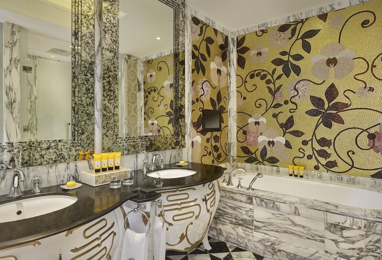 Hotel The Reverie Saigon