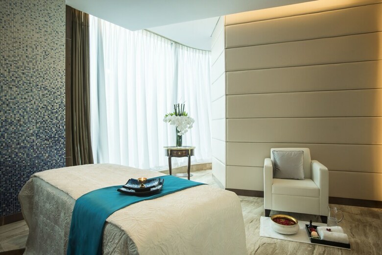 Hotel The Reverie Saigon