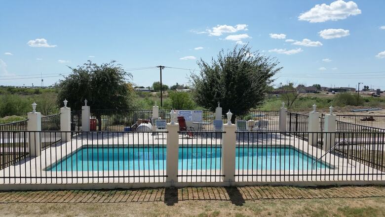 Motel Lakeview Inn & Suites