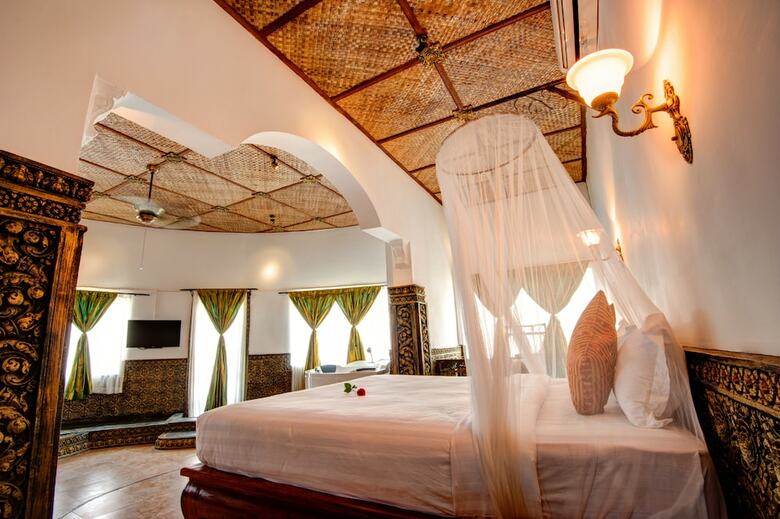 Le Grand Palais Boutique Hotel