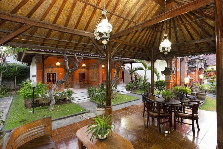 Hotel Surya Tropical Kuta