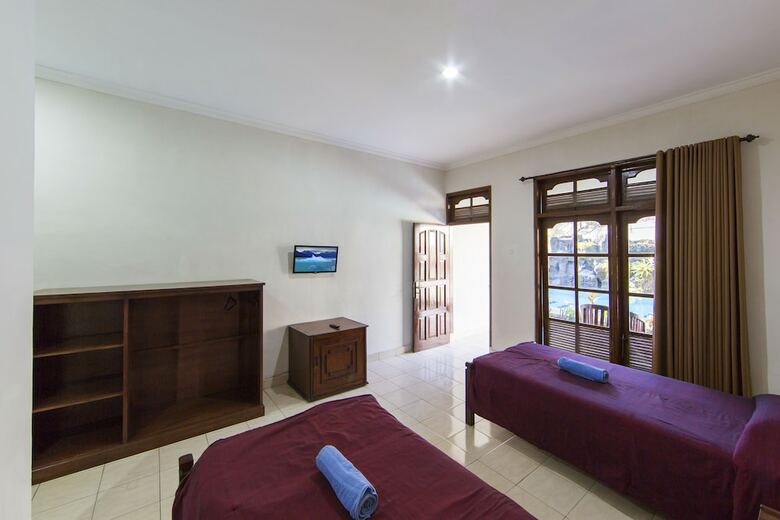 Hotel Surya Tropical Kuta