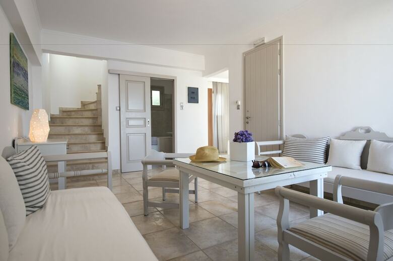 Hotel Kanale's Rooms And Suites