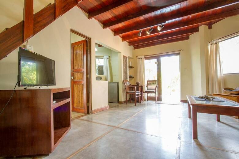 Hotel Tamarindo Village