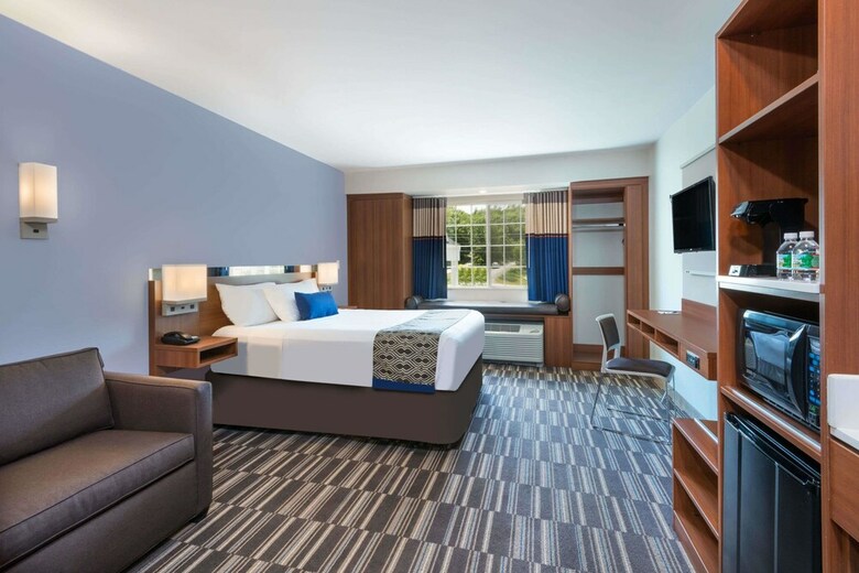 Hotel Microtel Inn & Suites By Wyndham Windham