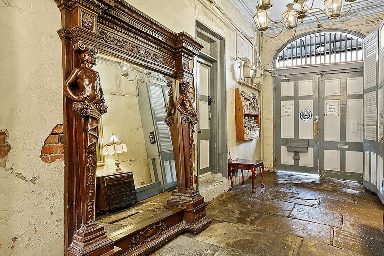 French Quarter Mansion Boutique Hotel