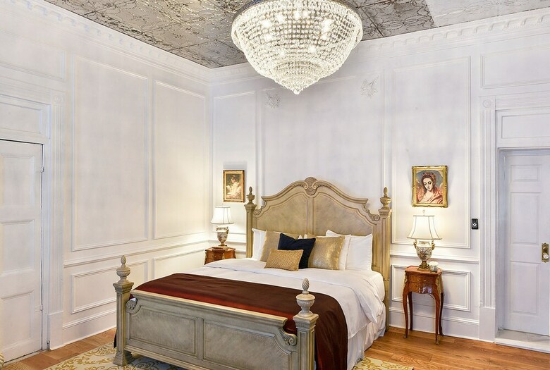 French Quarter Mansion Boutique Hotel