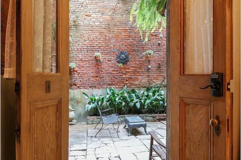 French Quarter Mansion Boutique Hotel