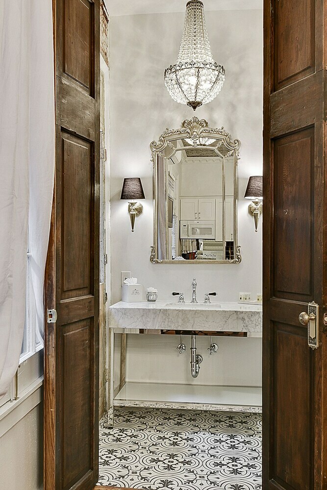 French Quarter Mansion Boutique Hotel