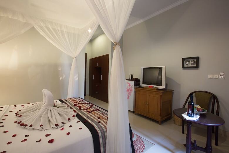 U Tube Hotel & Spa