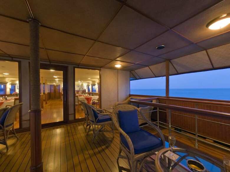 The Oberoi Vrinda, Luxury Kerala Cruiser