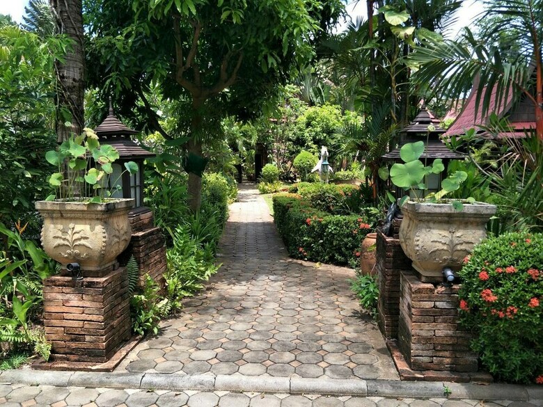 Ban Keaw Villas