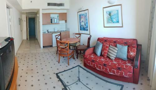 Marom Hof Hacarmel Apartments