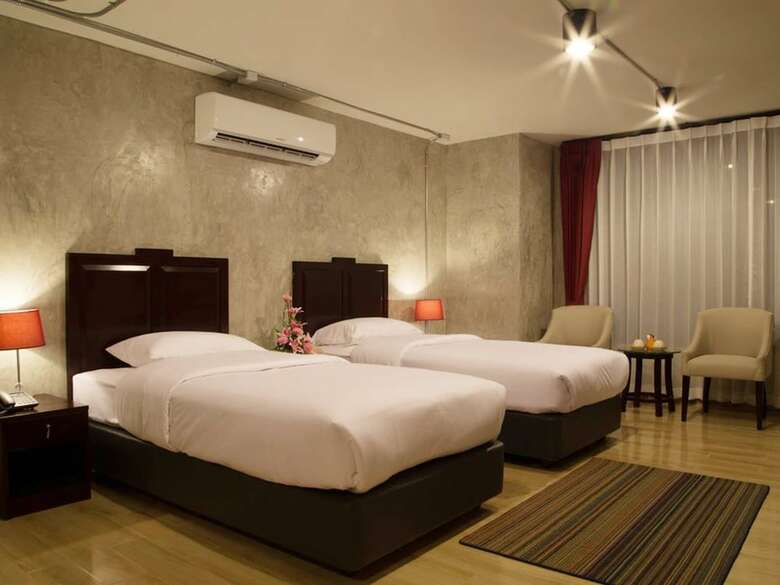 Hotel Prestige Chiang Mai