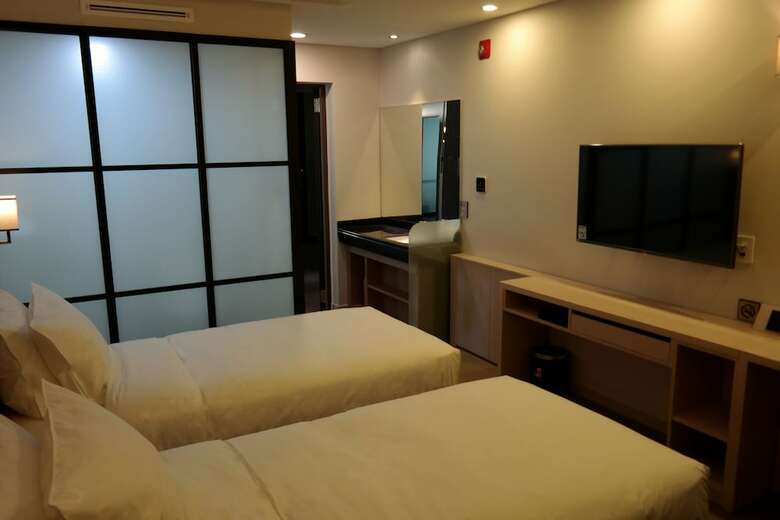 Cs Avenue Hotel