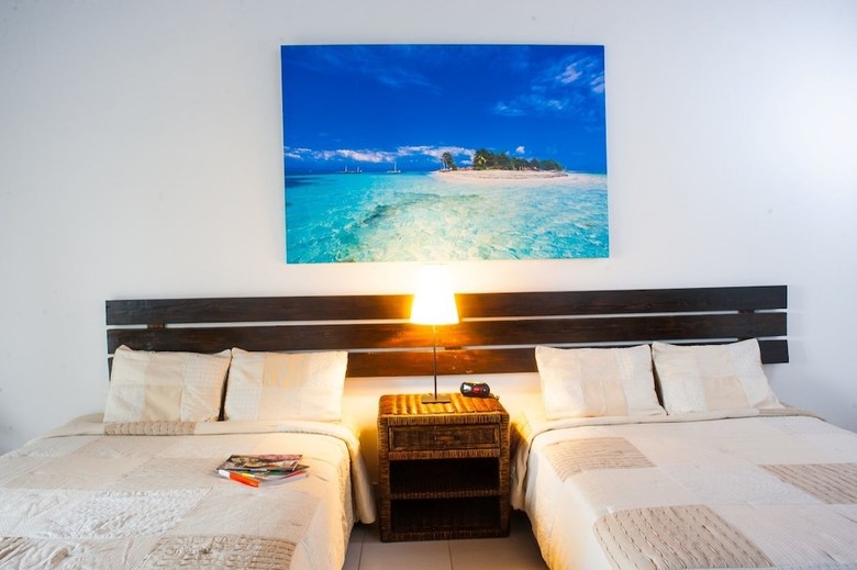 Hotel Wahoo Bay Beach Club & Resort