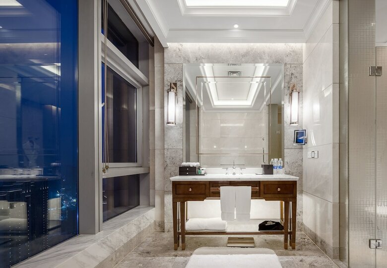 Sheraton Grand Wuhan Hankou Hotel