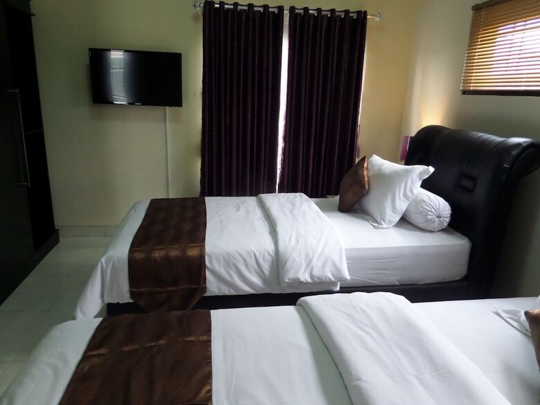 Griya Nendra Hotel