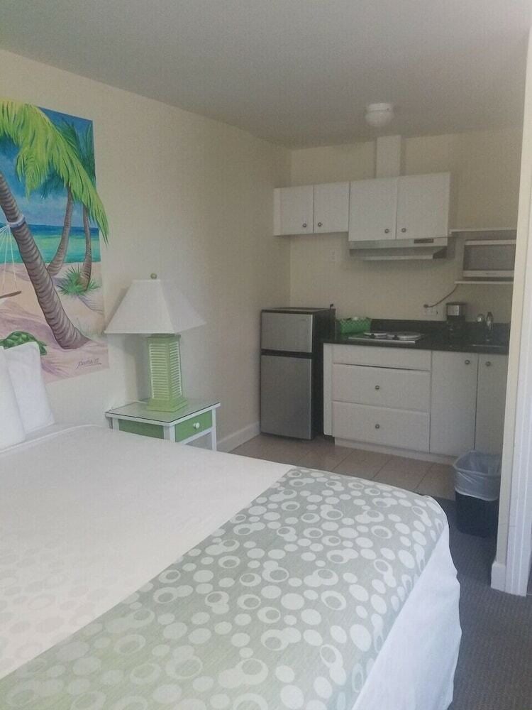 Magic Beach Motel