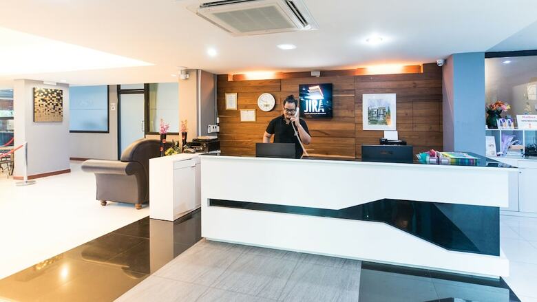 Hotel Jira Boutique Residence