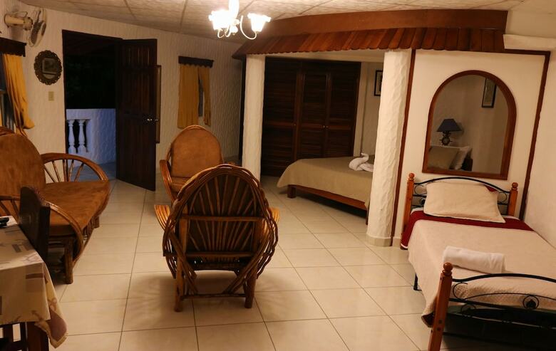 Hotel Y Restaurante Valle Verde