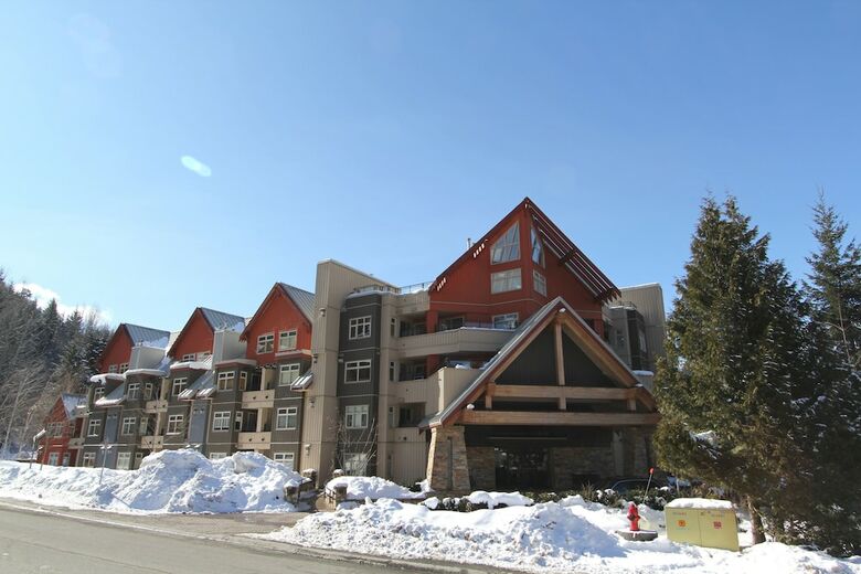 Accommodations By Whistler Retreats