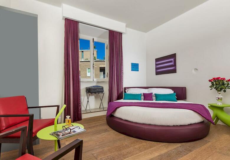 Boutique Centrale Relais