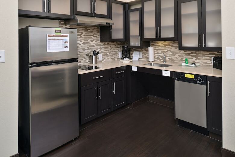 Hotel Staybridge Suites Rochester - Commerce Dr Nw