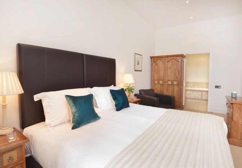 Highland Apartments By Mansley