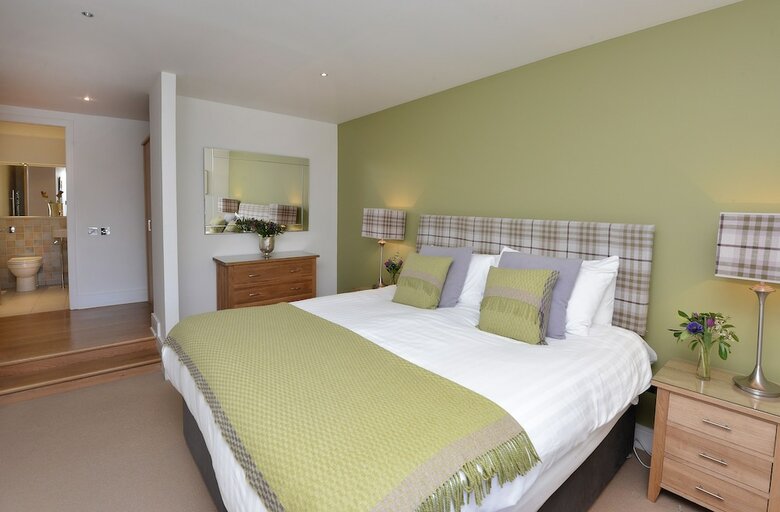 Highland Apartments By Mansley