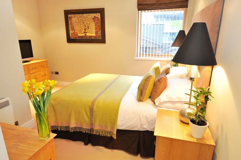 Highland Apartments By Mansley