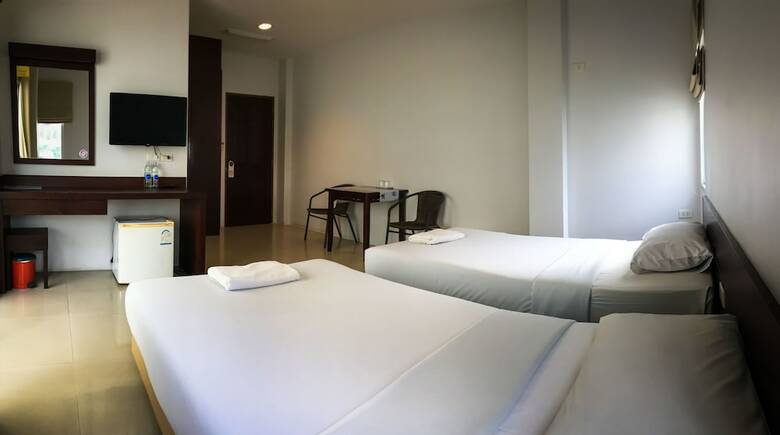 Hotel Sunshine Hostel Hua Hin