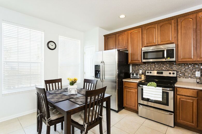 Vista Cay Resort By Intteli Fun Rentals