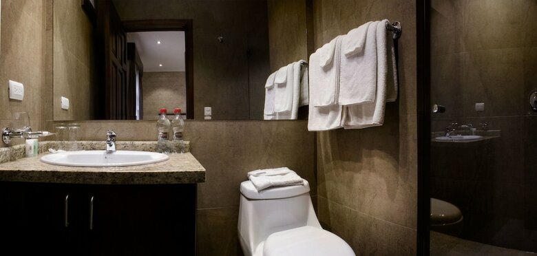 Hotel Santa Lucia House - Forum