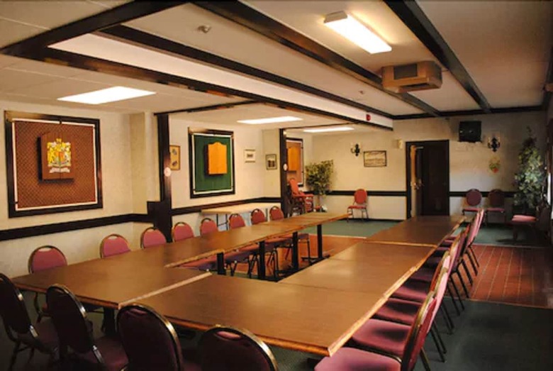 Hotel Pine Dale Motor Inn