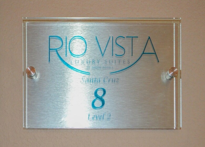 Hotel Rio Vista Suites