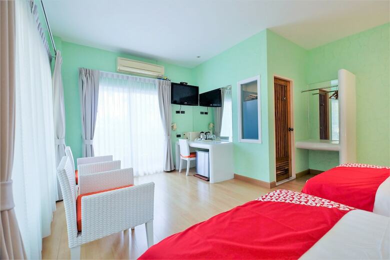 Apartamento Oyo The Chalet Phuket Resort