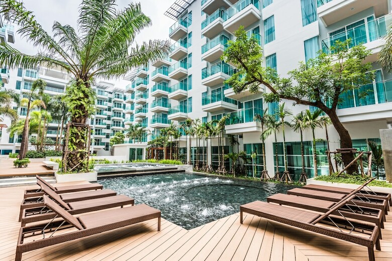 Hotel Fishermen's Harbour Urban Resort
