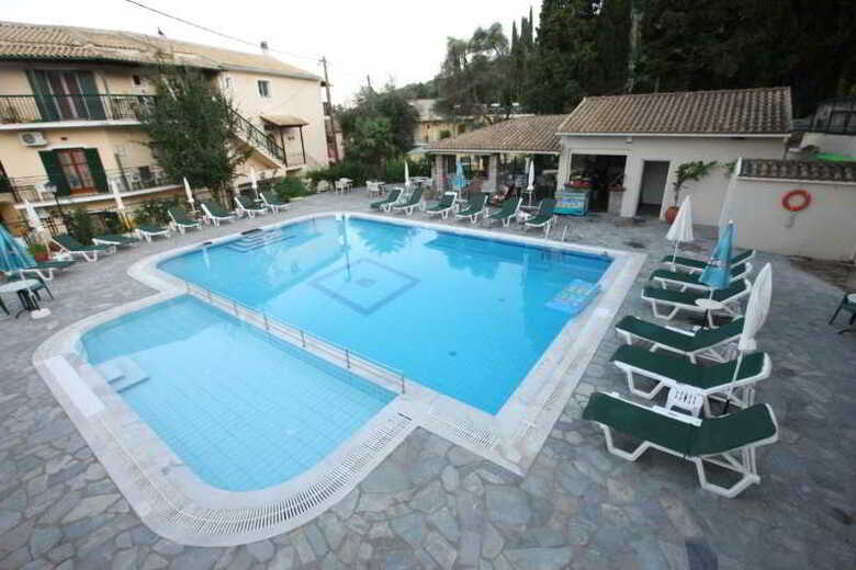 Aparthotel Elli-marina Studios & Apartments