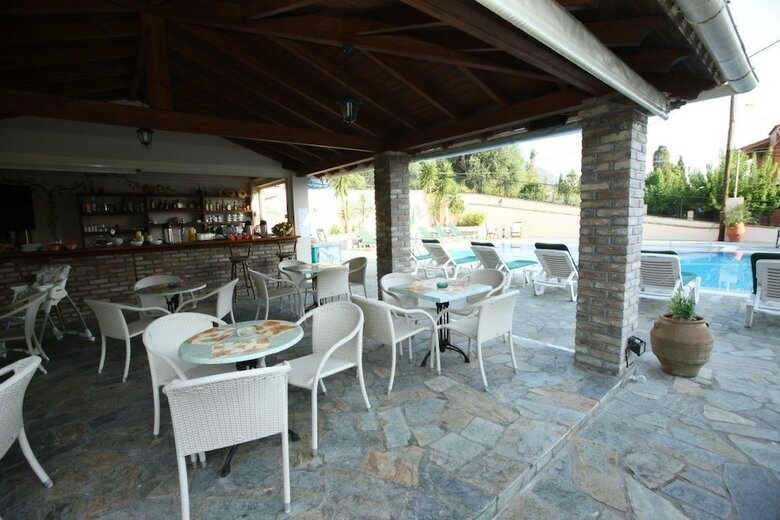 Aparthotel Elli-marina Studios & Apartments