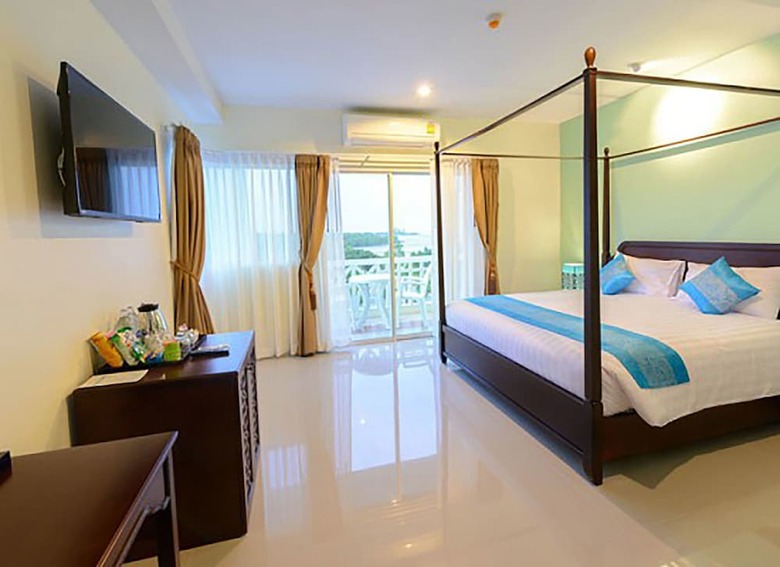Hotel Krabi Front Bay Resort